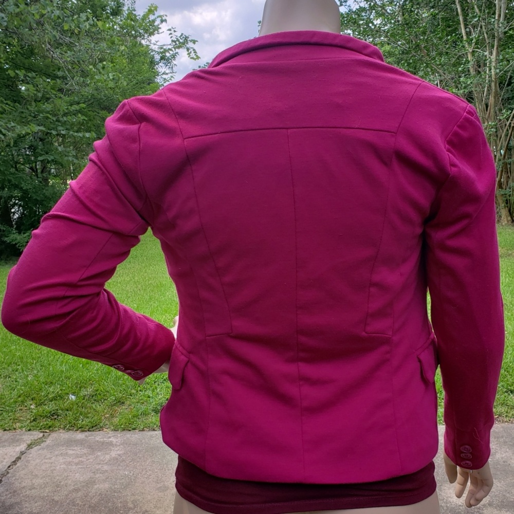 Blazer - Picture 2 of 3
